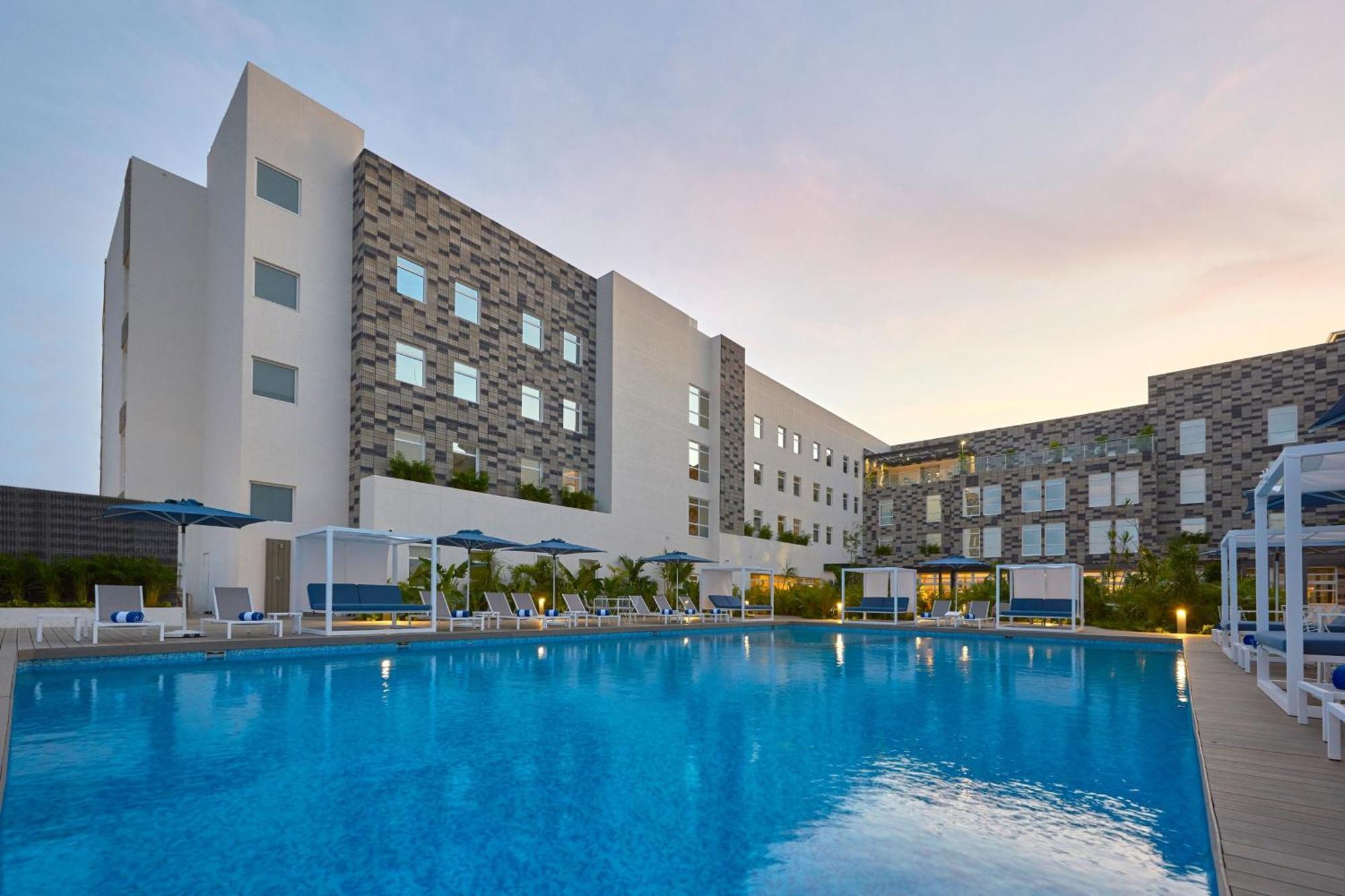 City Express Suites By Marriott Cancun Aeropuerto Ngoại thất bức ảnh